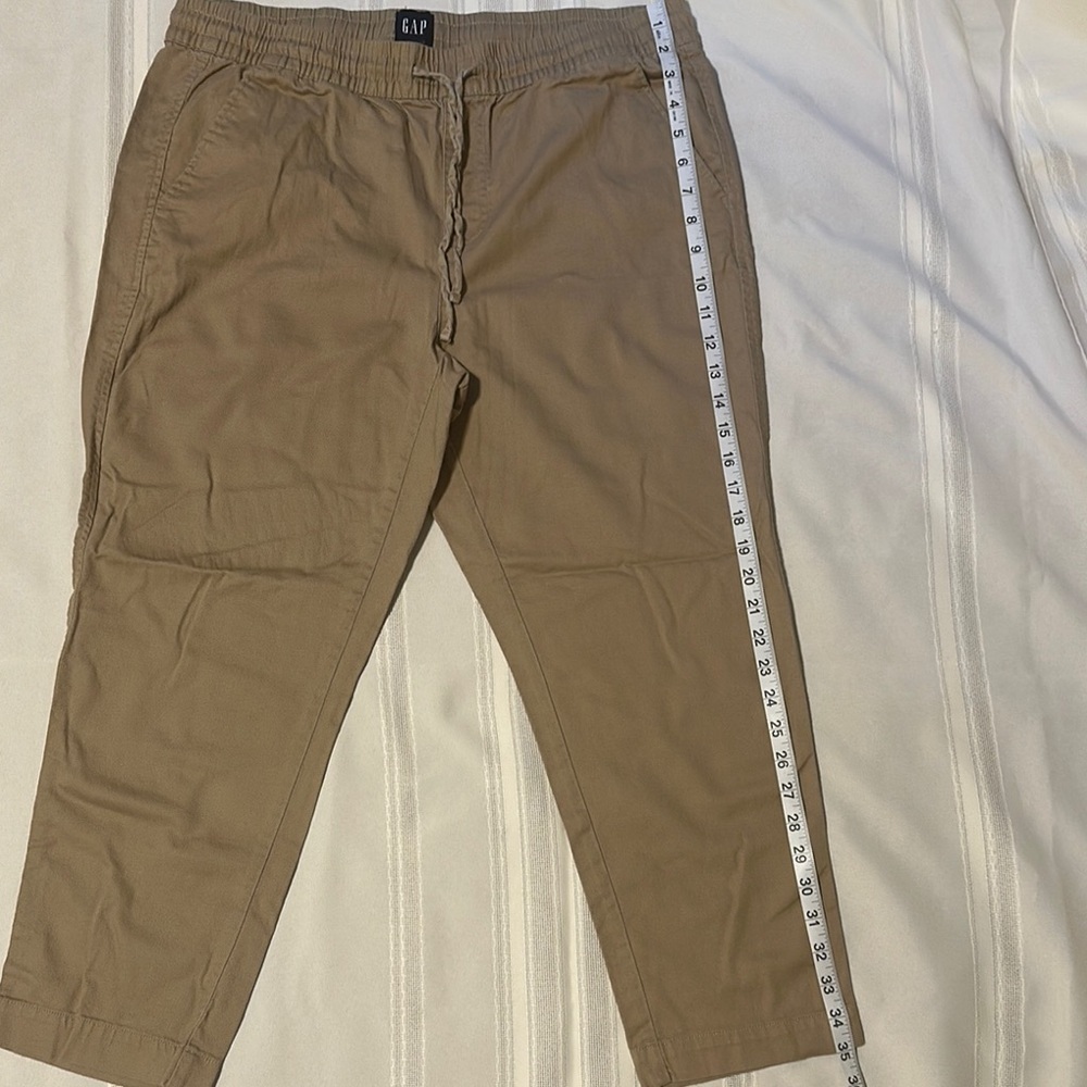 GAP Tan Cargo Pants Versatile Style - Picture 4 of 8